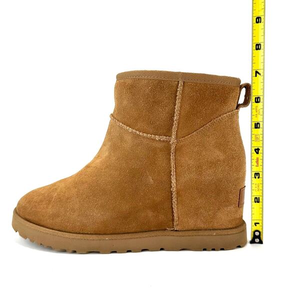 UGG Classic Femme Mini Hidden Wedge Heel Ankle Boot Size 9 Chestnut Suede Bootie - Picture 8 of 15